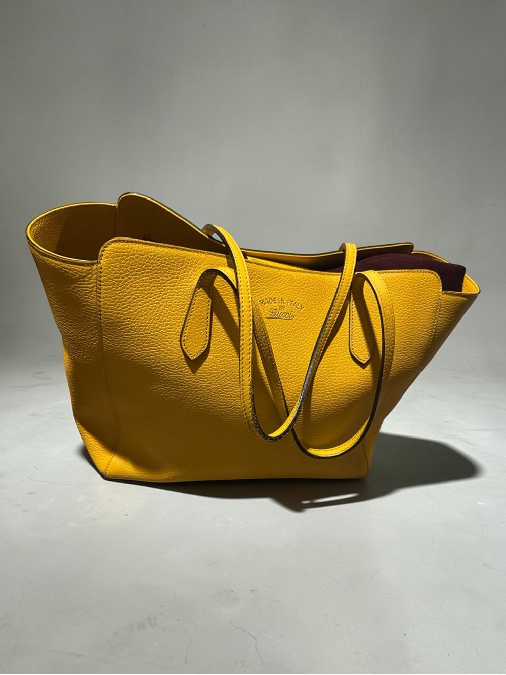 Gucci Swing Tote Bag